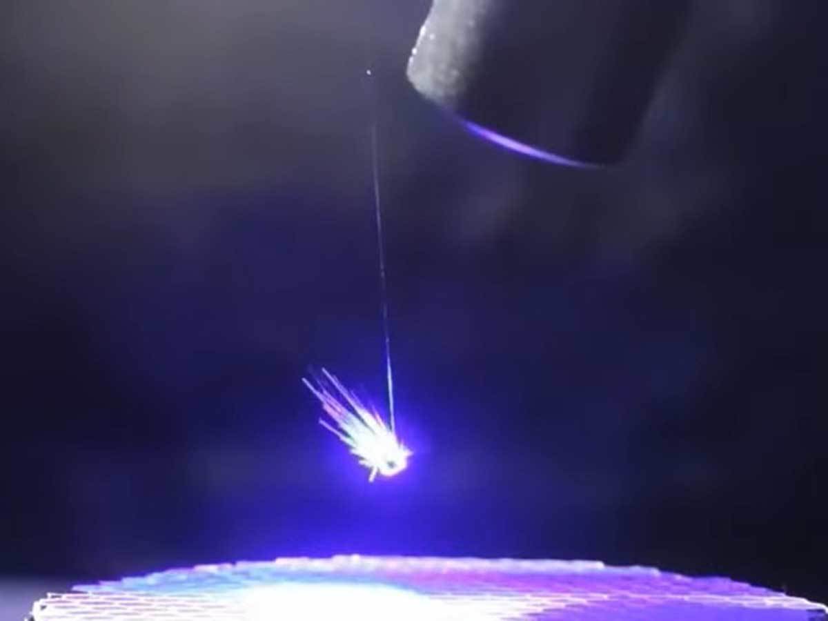 Vila leteći robot 3.jpg