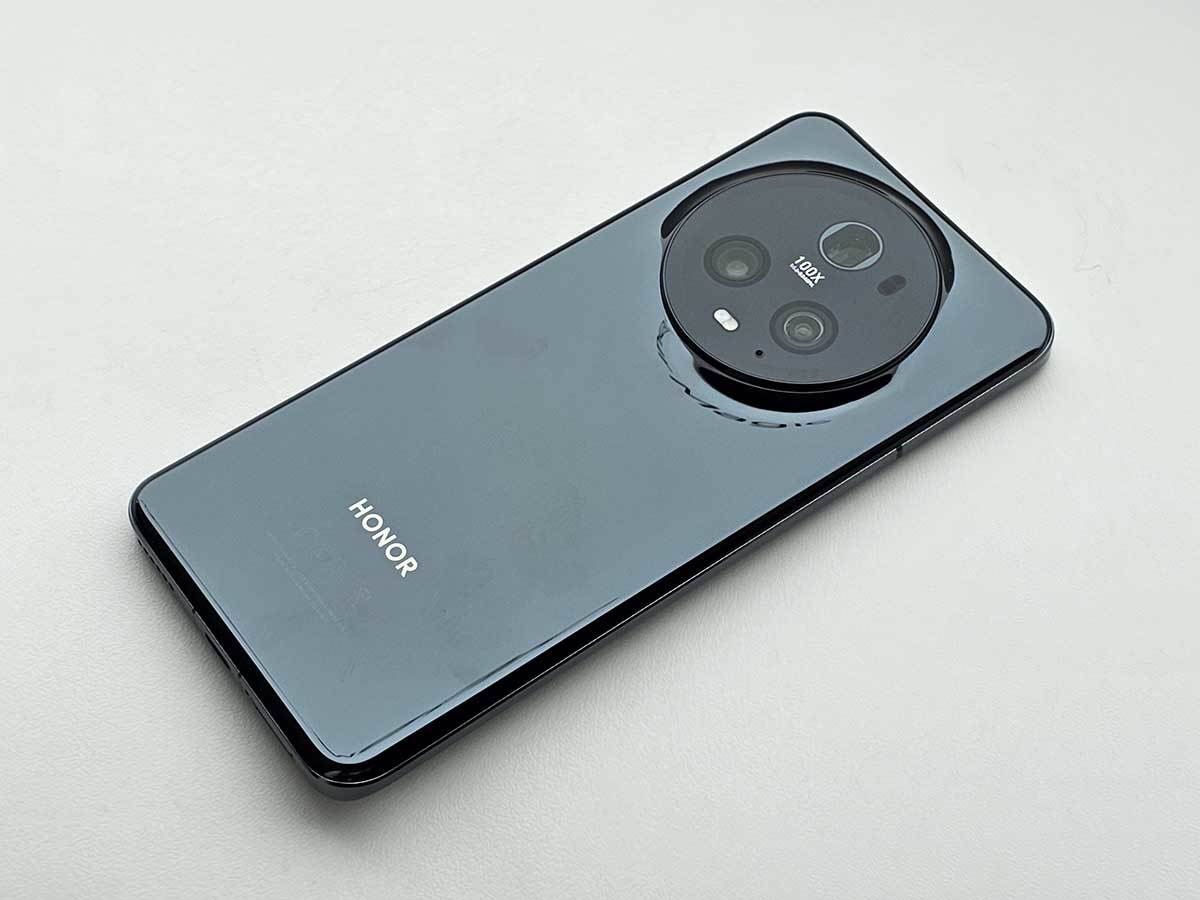 HONOR Magic5 Pro 1.jpg