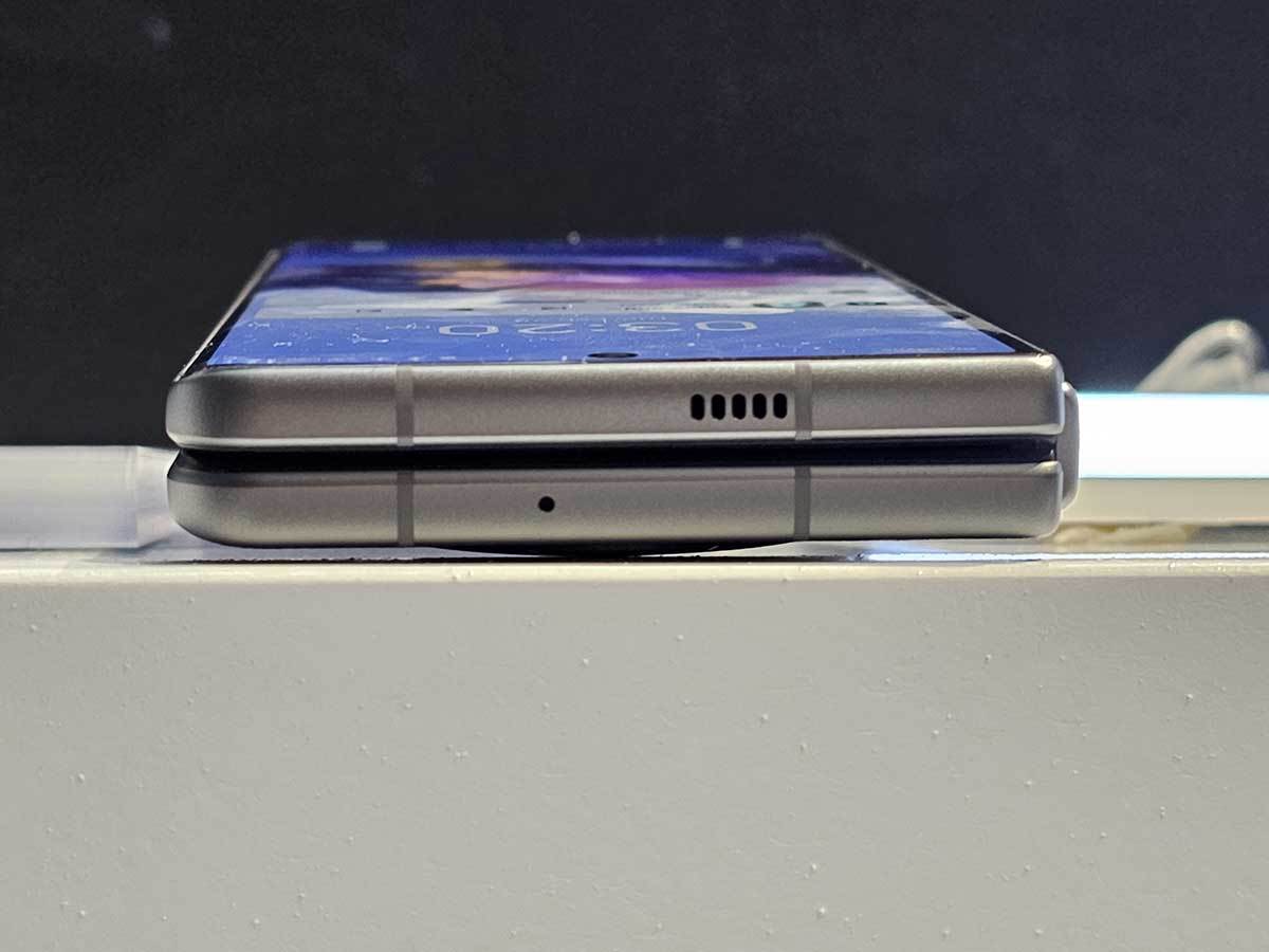 Tecno Phantom V Fold 2.jpg