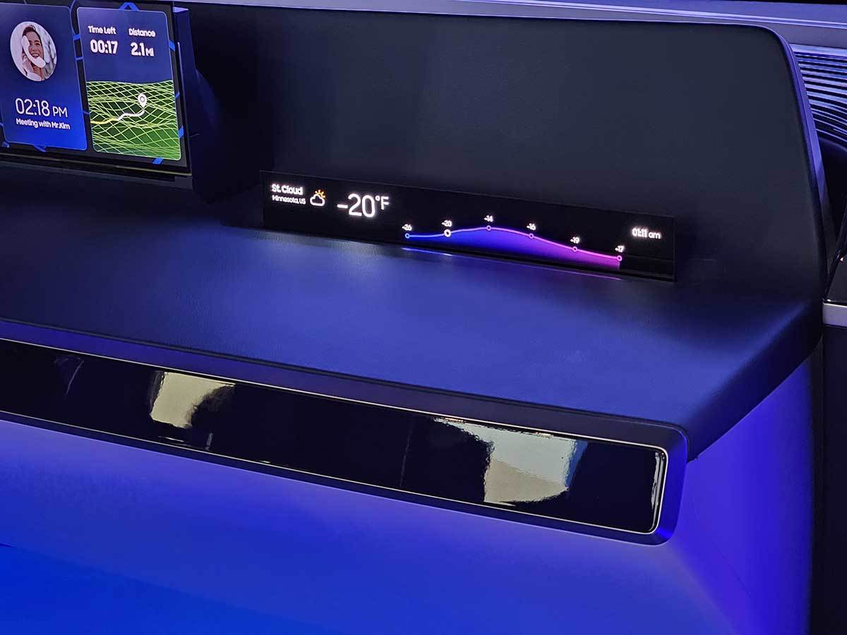 Samsung Display Automotive 6.jpg