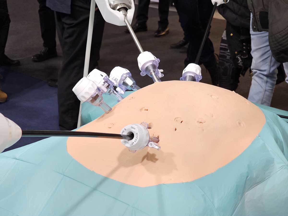 Bitrack hirurški robot 4.jpg