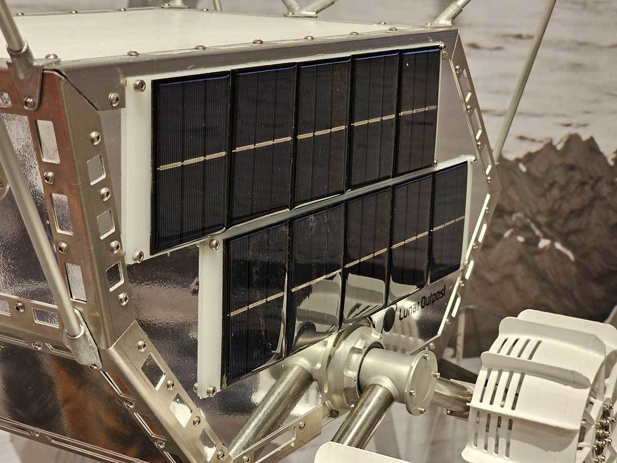 Nokia 4G lunarni rover 3.jpg