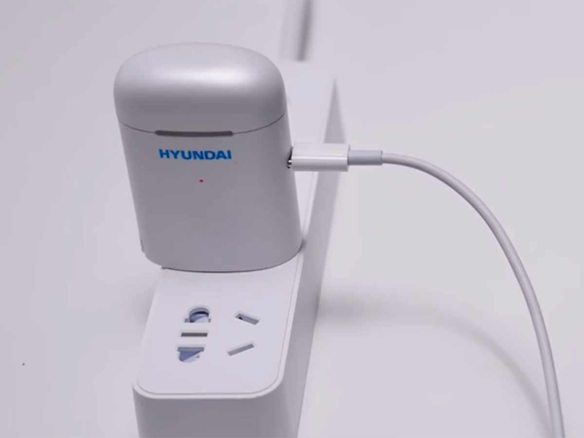 Hyundai punjač slušalice 5.jpg